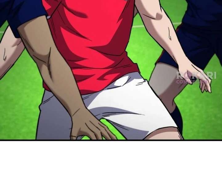 The genius midfielder’s passes are special Chapter 38 - Page 63